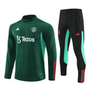 Conjunto verde-escuro Manchester United 23/24
