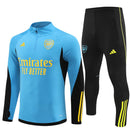 Conjunto Azul Claro do Arsenal 23/24