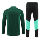 Conjunto verde-escuro Manchester United 23/24